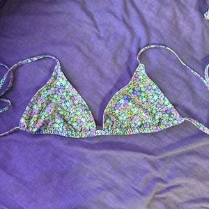 Kulani kinis bathing suit
